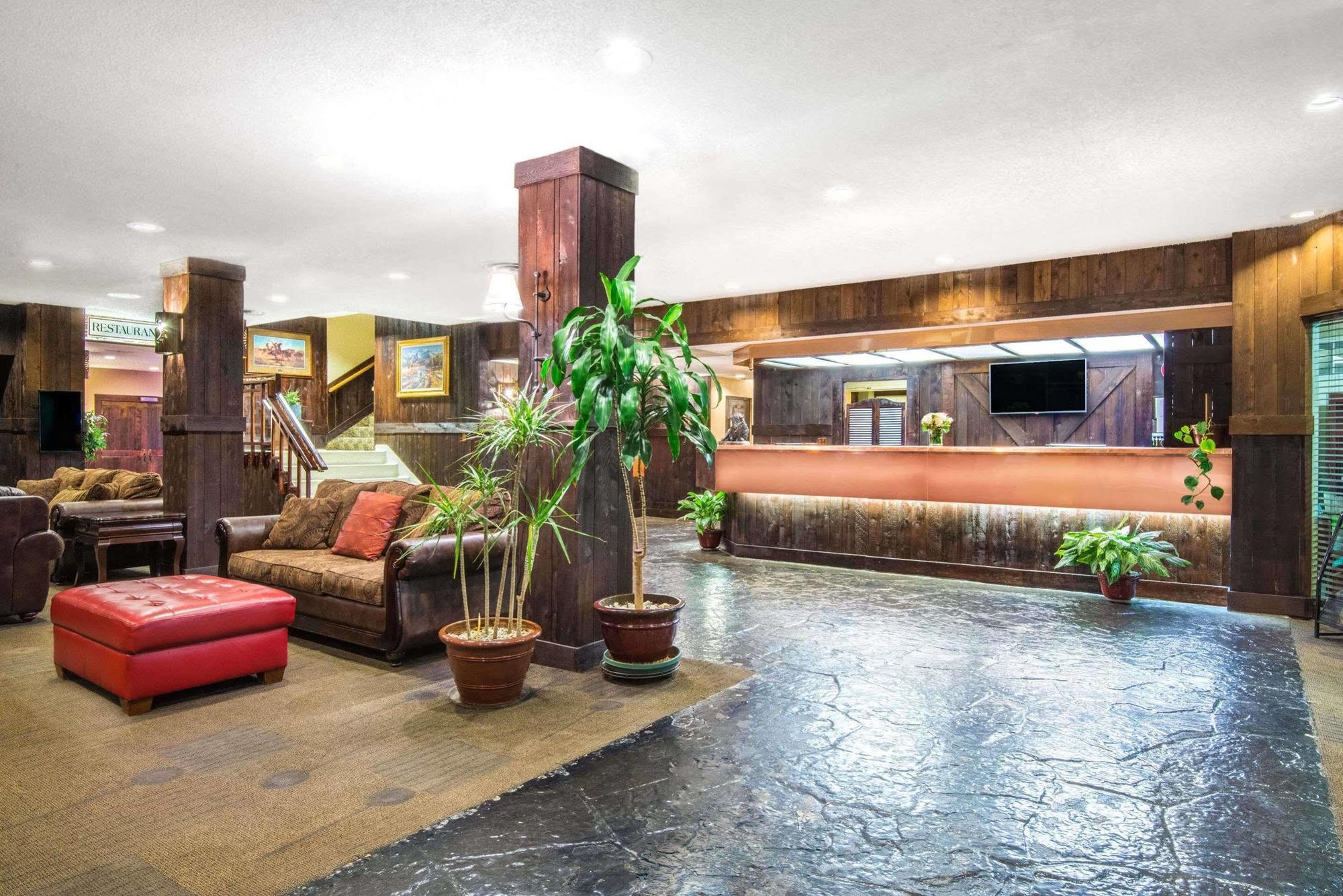 Ramada By Wyndham Denver Downtown Екстер'єр фото