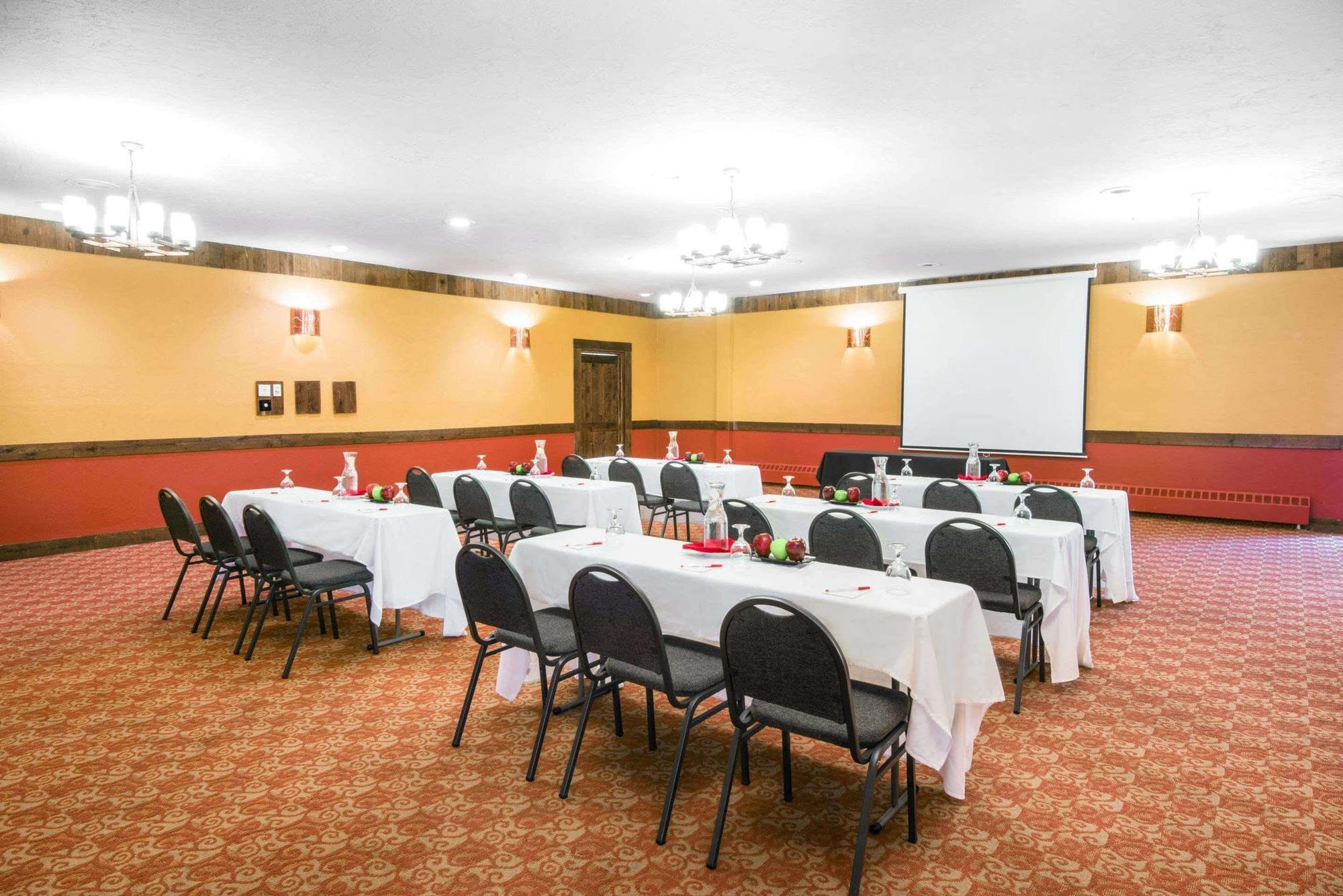 Ramada By Wyndham Denver Downtown Екстер'єр фото