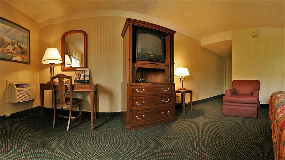 Ramada By Wyndham Denver Downtown Екстер'єр фото